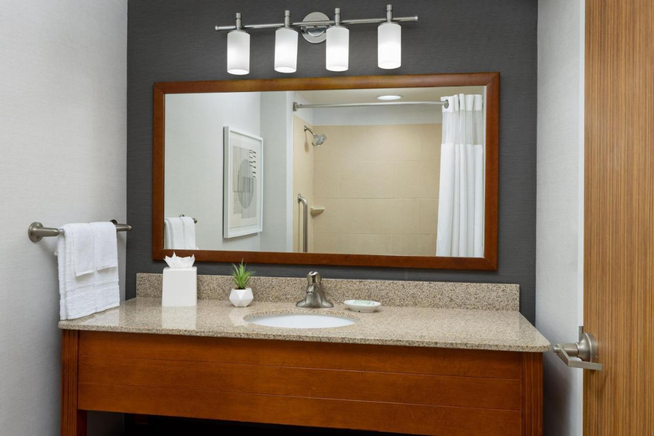 Courtyard By Marriott Atlantic Block 3*