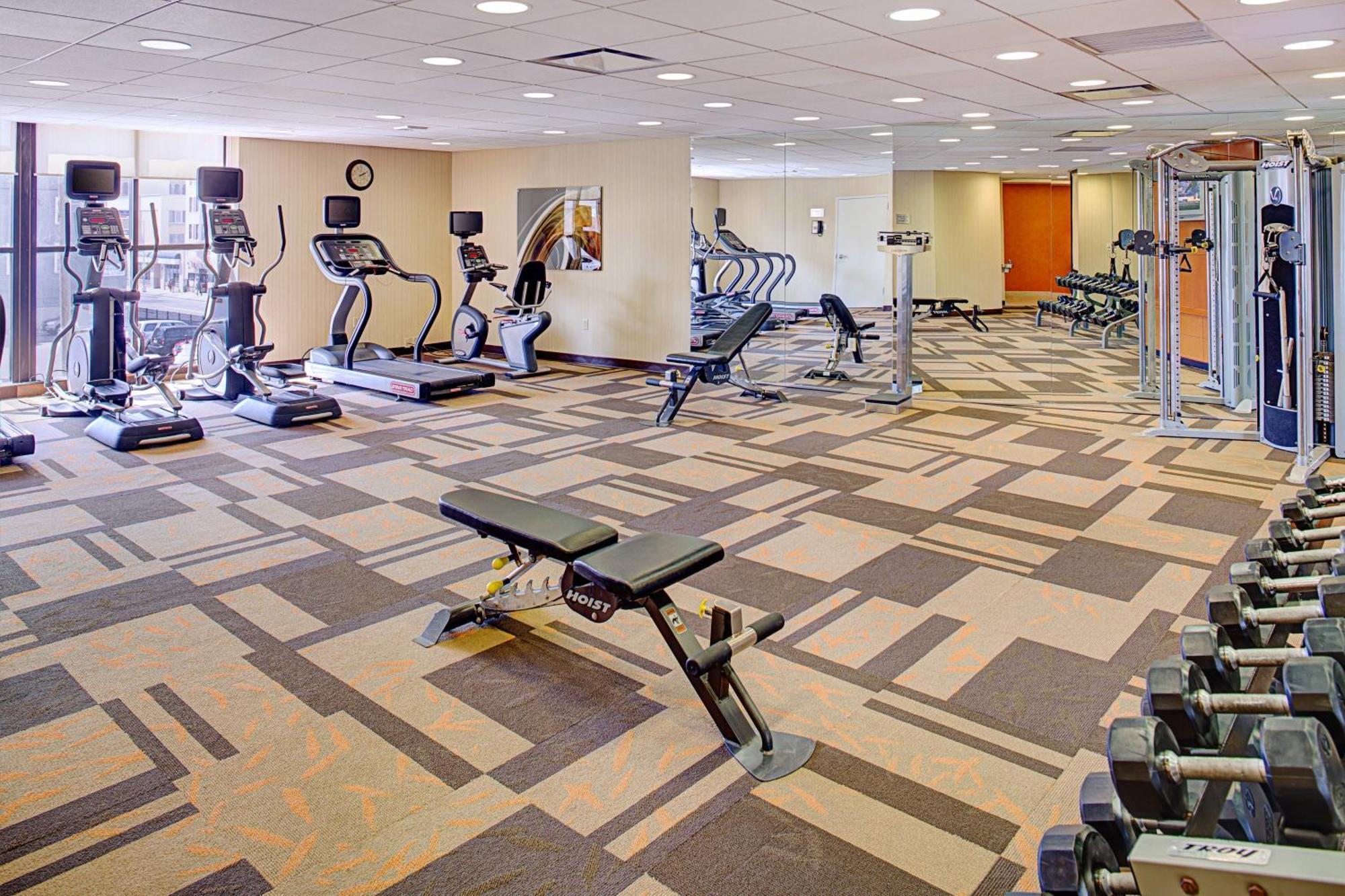 Courtyard By Marriott Atlantic Block Hotel 3*