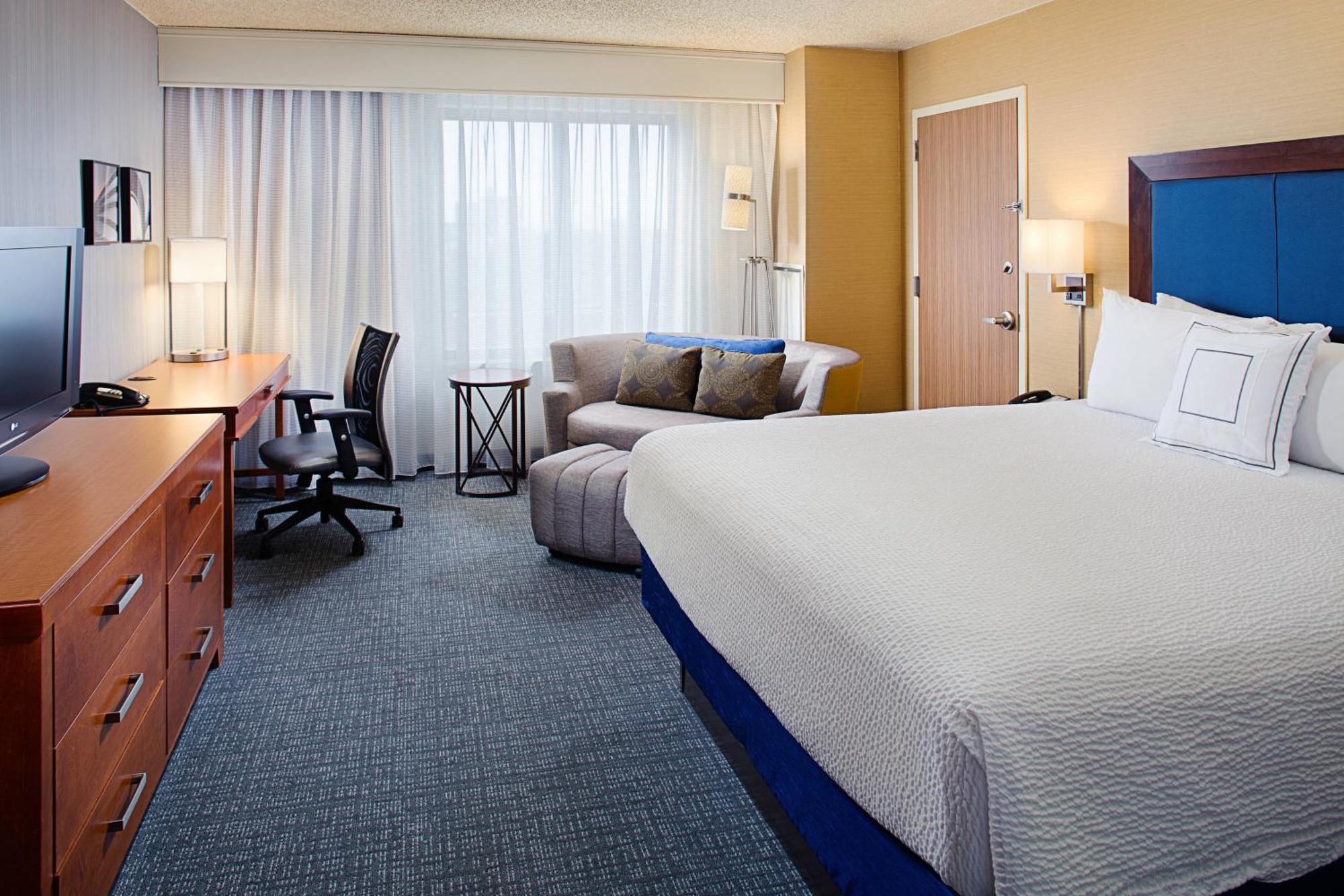 Courtyard By Marriott Atlantic Block Hotel Atlantic City