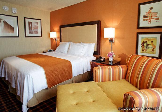 Courtyard By Marriott Atlantic Block 3*