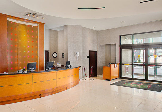Courtyard By Marriott Atlantic Block Hotel